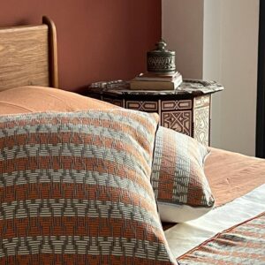 Housse de coussin Fleur d'Oranger en pagne tissé et dos lin – Image 9